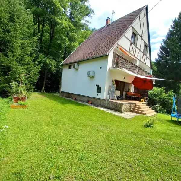 Eladó ingatlan, Kismaros 3+2 szoba 84 m² 56.9 M Ft