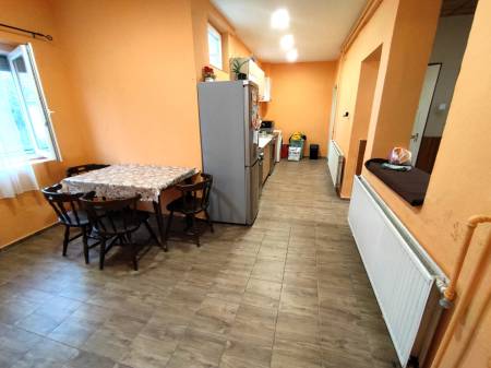 eladó ingatlan, Kölked