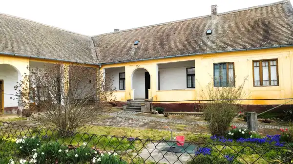 Eladó ingatlan, Kölked 3 szoba 88 m² 22 M Ft