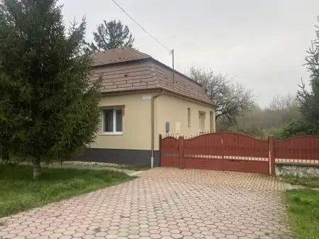 eladó ingatlan, Komárom