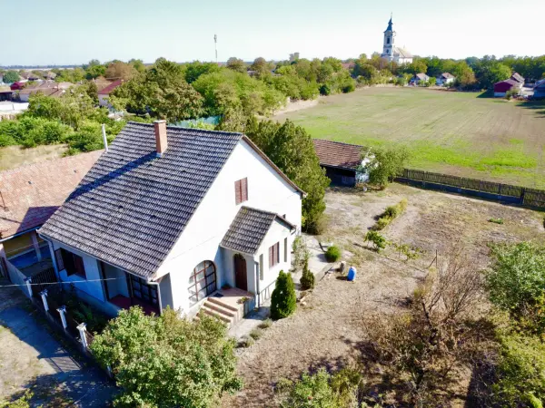 Eladó ingatlan, Kömlő 2 szoba 106 m² 19.9 M Ft