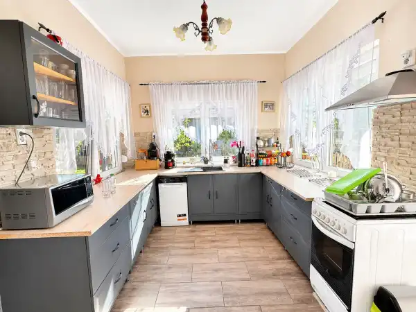 Eladó ingatlan, Kömlő 2 szoba 87 m² 18.5 M Ft