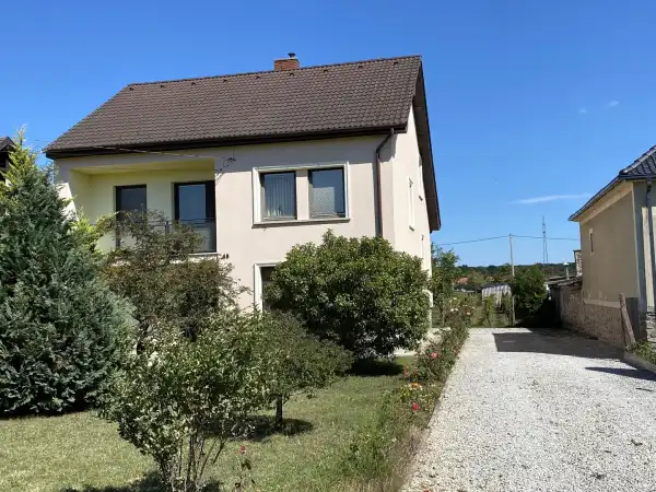 Eladó ingatlan, Kópháza 4 szoba 130 m² 73.9 M Ft