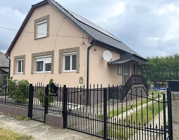 Eladó ingatlan, Kótaj 4 szoba 103 m² 44.5 M Ft