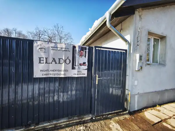 Eladó ingatlan, Kübekháza 4 szoba 98 m² 47.7 M Ft