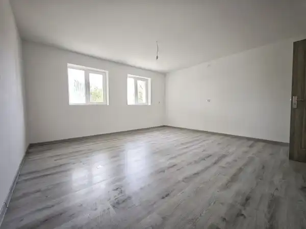 Eladó ingatlan, Kübekháza 4 szoba 98 m² 52.9 M Ft