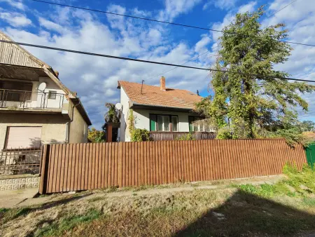 Eladó ingatlan, Kunmadaras 3 szoba 100 m² 14.5 M Ft