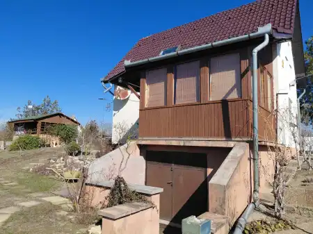 eladó ingatlan, Kunpeszér