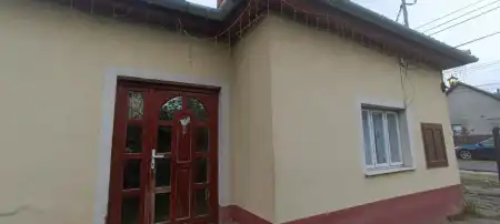 eladó ingatlan, Kunpeszér