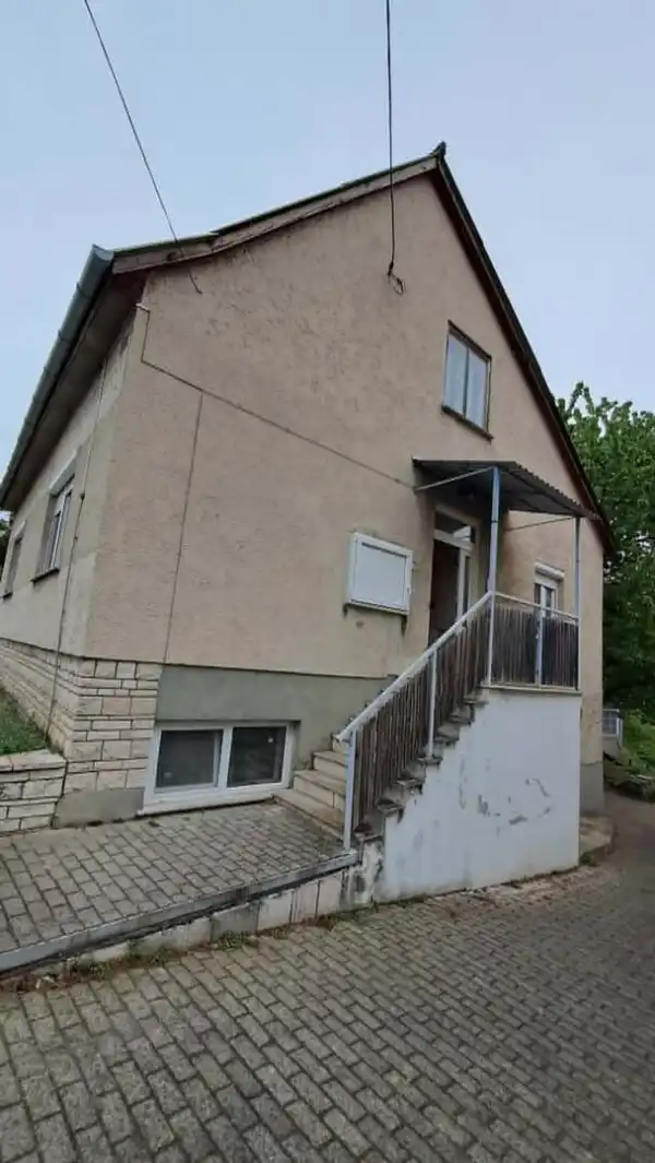 Eladó ingatlan, Lábatlan 3 szoba 105 m² 64.9 M Ft