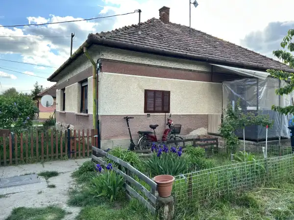 Eladó ingatlan, Lajosmizse 1+2 szoba 85 m² 48 M Ft