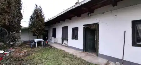 eladó ingatlan, Lőrinci
