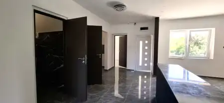 eladó ingatlan, Lőrinci