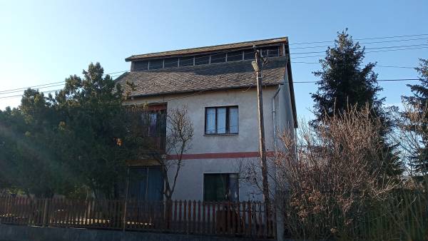 eladó ingatlan, Lőrinci