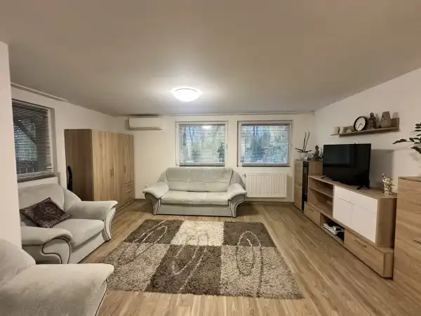 Eladó ingatlan, Lovasberény 6+3 szoba 306 m² 128 M Ft