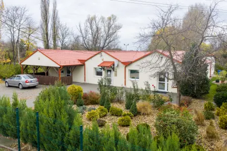 eladó ingatlan, Lovasberény