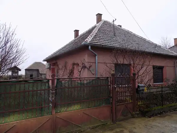 Eladó ingatlan, Magyarkeresztúr 2 szoba 92 m² 19.6 M Ft