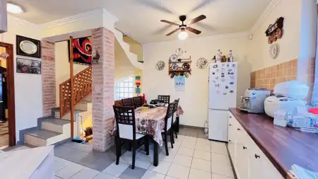 eladó ingatlan, Majosháza