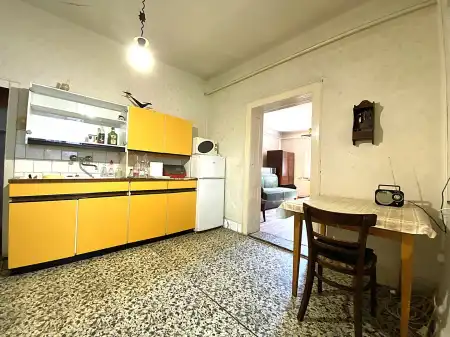 eladó ingatlan, Makád