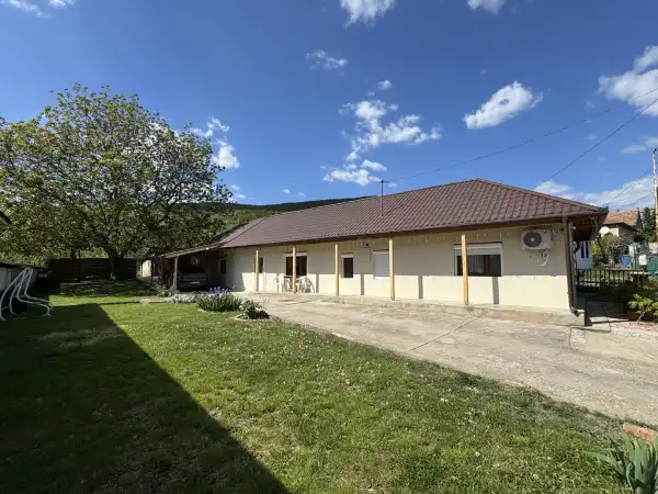 Eladó ingatlan, Markaz 3 szoba 75 m² 52 M Ft