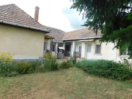eladó ingatlan, Mátraderecske