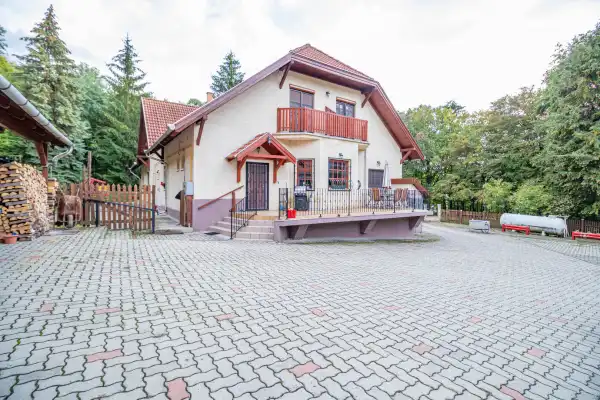 Eladó ingatlan, Mátraháza 9 szoba 477 m² 379 M Ft