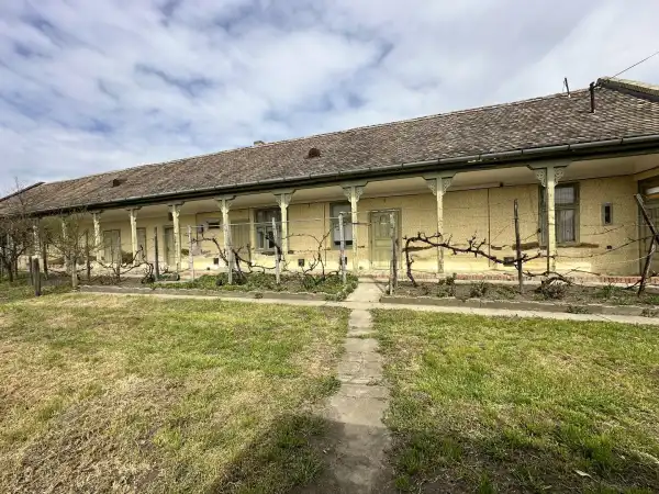 Eladó ingatlan, Mezőberény 2 szoba 120 m² 14.99 M Ft