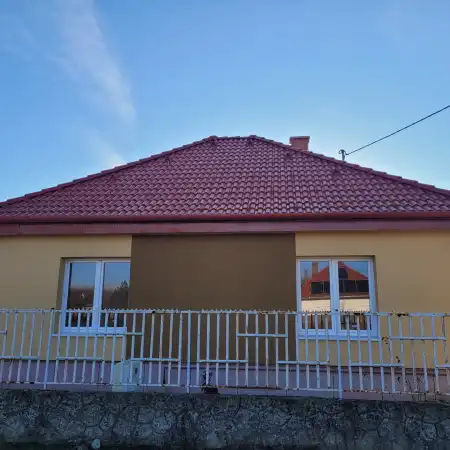 eladó ingatlan, Mikebuda