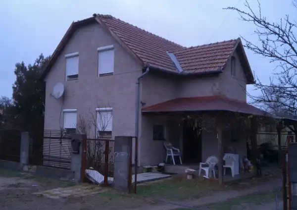 Eladó ingatlan, Mikebuda 5 szoba 77 m² 35.5 M Ft