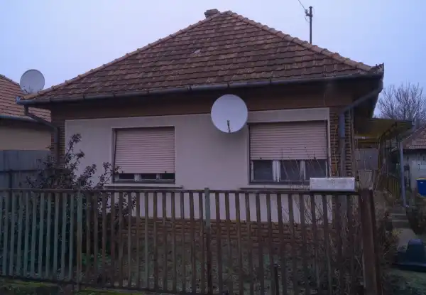 Eladó ingatlan, Mikebuda 2 szoba 72 m² 25.9 M Ft