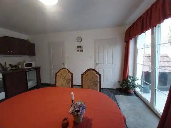 Eladó ingatlan, Mocsa 4+2 szoba 178 m² 78 M Ft