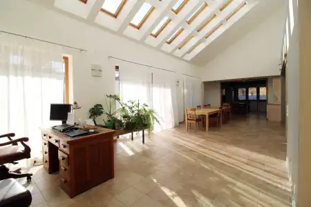 eladó ingatlan, Mogyoród