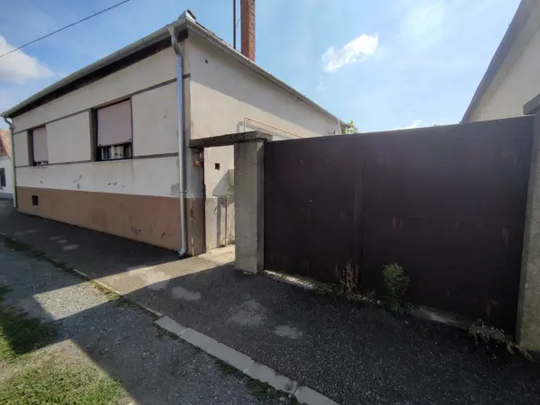 Eladó ingatlan, Mohács 3 szoba 105 m² 52 M Ft