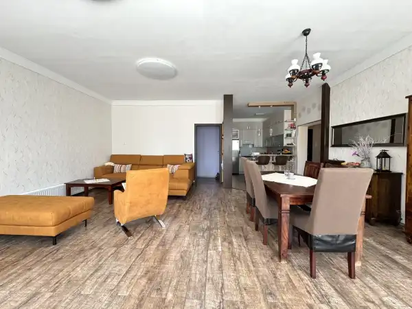 Eladó ingatlan, Mosonmagyaróvár 3 szoba 94 m² 74 M Ft