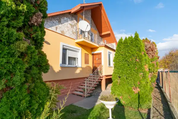 Eladó ingatlan, Mosonmagyaróvár 4+2 szoba 150 m² 85 M Ft