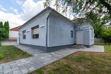 Eladó ingatlan, Mosonmagyaróvár 2 szoba 72 m² 67 M Ft