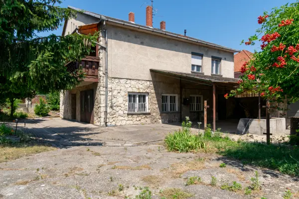 Eladó ingatlan, Mosonmagyaróvár 4 szoba 130 m² 89 M Ft