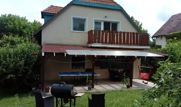 Eladó ingatlan, Nagymaros 7 szoba 240 m² 120 M Ft