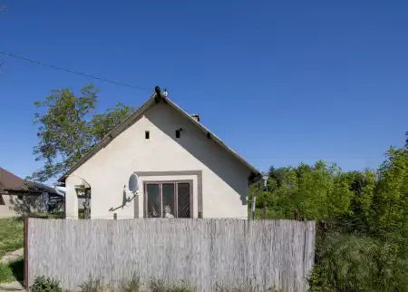 eladó ingatlan, Nagyszokoly