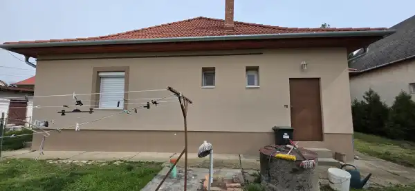 Eladó ingatlan, Nagyvenyim 2+1 szoba 84 m² 56.9 M Ft