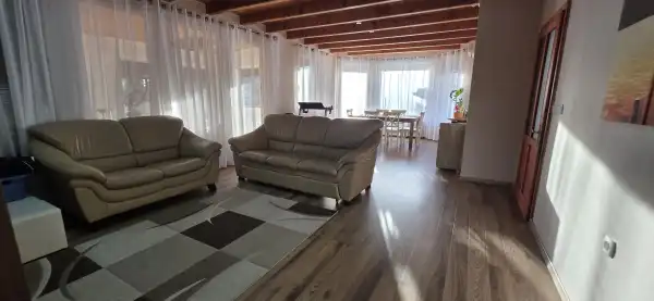 Eladó ingatlan, Nagyvenyim 5 szoba 128 m² 97.5 M Ft