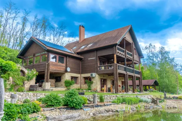 Eladó ingatlan, Nőtincs 4 szoba 377 m² 462.8 M Ft