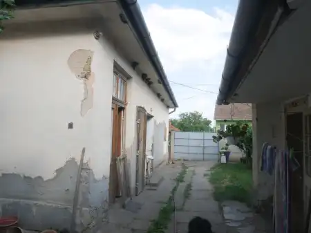 eladó ingatlan, Nyáregyháza