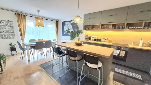 Eladó ingatlan, Nyergesújfalu 3 szoba 86 m² 66 M Ft