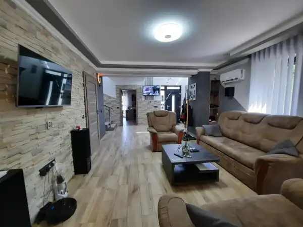 Eladó ingatlan, Nyíregyháza 3 szoba 192 m² 139 M Ft