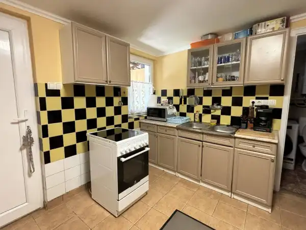 Eladó ingatlan, Nyíregyháza 1+1 szoba 40 m² 25 M Ft