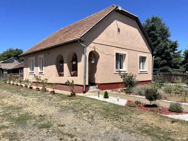 Eladó ingatlan, Nyíregyháza 3 szoba 85 m² 48 M Ft