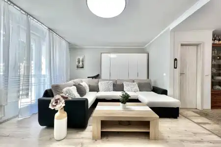 eladó ingatlan, Nyíregyháza