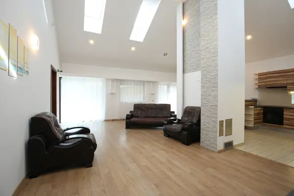 Eladó ingatlan, Őrbottyán 5 szoba 170 m² 164.9 M Ft