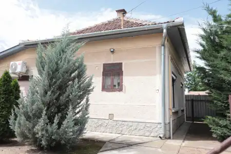 eladó ingatlan, Orosháza